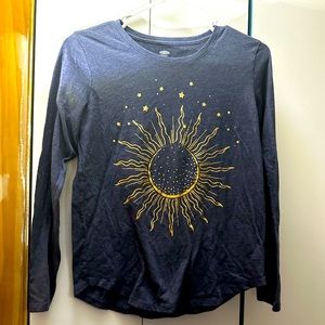 Old Navy long sleeve tee. Size youth large (14).